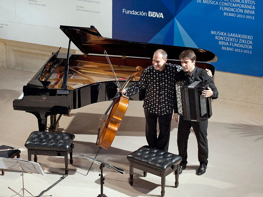 Música de cámara por Iñaki Alberdi & Asier Polo Iñaki Alberdi & Asier Polo